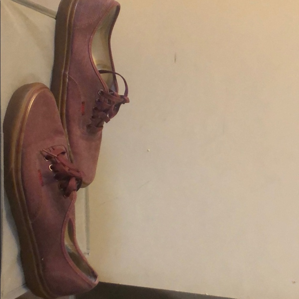 Men’s burgundy Vans